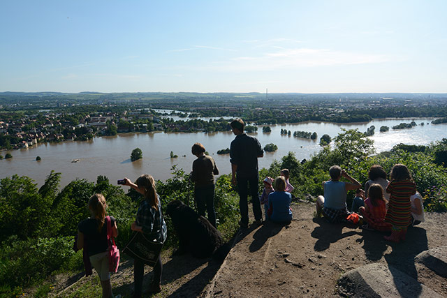 05.06., abends: Blick von derAgneshöhe auf Laubegaster Ufer